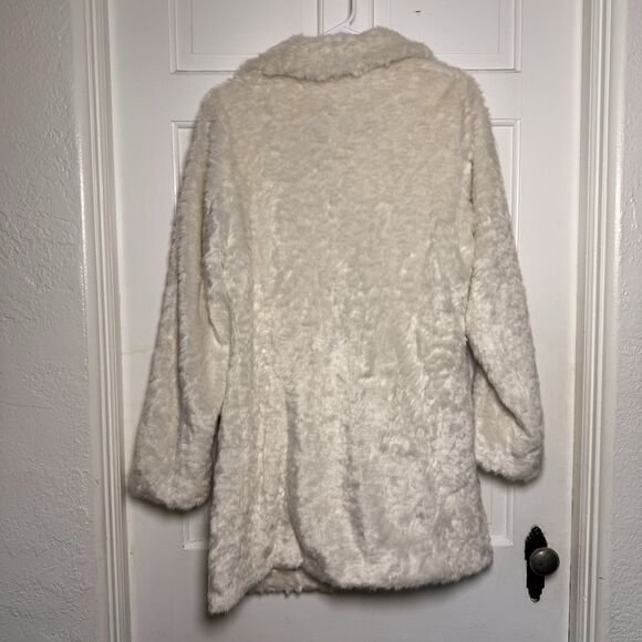 Abercrombie & Fitch Women’s White Faux Fur Coat Size Medium Longline Jacket - Picture 2 of 9